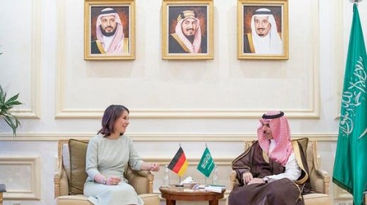 السعودية تسعى لحل أزمات المنطقة ونحتاج لعلاقة قوية معها