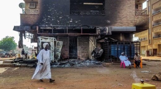 طرفا الصراع بالسودان انتهكا الهدنة ما أعاق وصول المساعدات