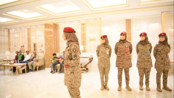 مجندة سعودية تتحدث الأردو.. تنقل تجربة عملها في الإجلاء من السودان  