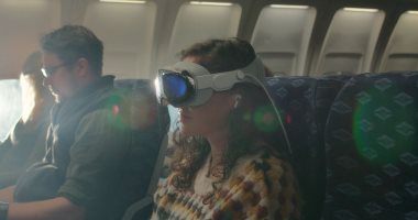 هل تأتي Apple Vision Pro مع “وضع السفر” لركوب الطائرة؟.. تقرير يجيب
