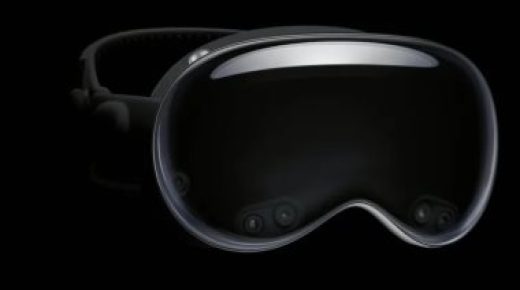 تقرير: شكاوى من نظارة آبل Vision Pro بسبب ثقل وزنها