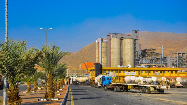 “إسمنت الجنوب” توقع اتفاق تمويل بـ1.4 مليار ريال مع “الأهلي” السعودي