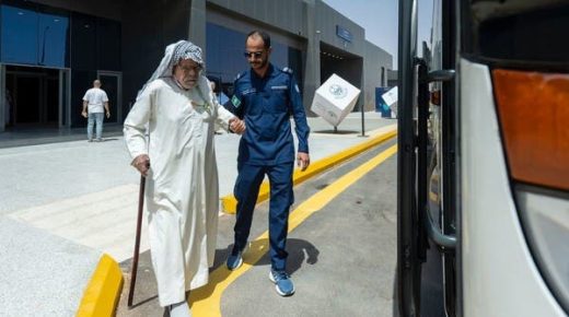 جمرك جديدة عرعر يستقبل أولى طلائع الحجاج العراقيين