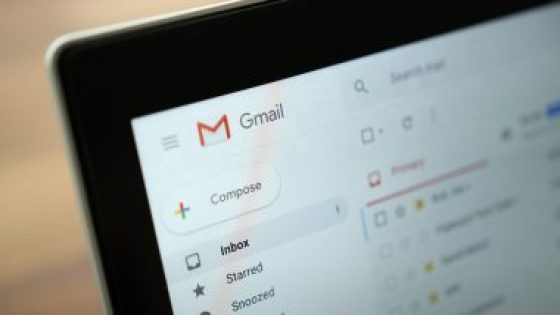 خطوات.. كيفية إضافة حساب بريد إلكترونى آخر إلى تطبيق Gmail على Android وiPhone
