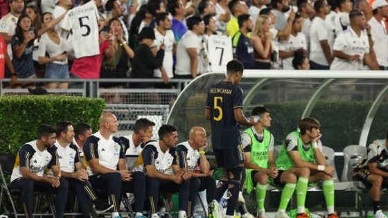 أنشيلوتي: بيلنغهام لاعب وسط متكامل