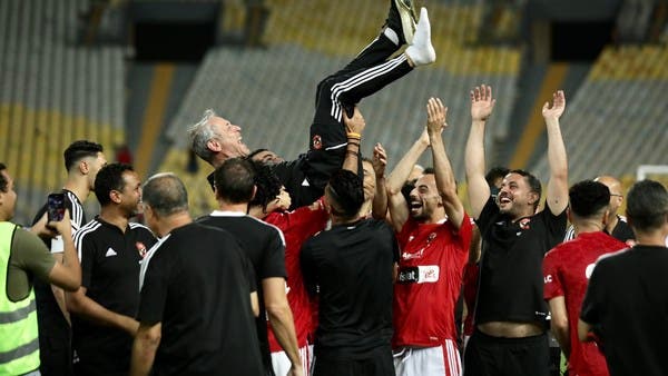 الأهلي يوقف هيمنة الزمالك ويحقق لقب الدوري المصري