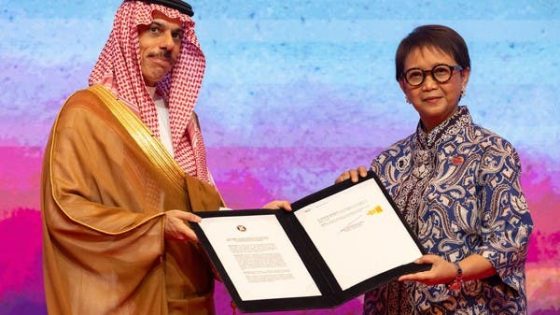السعودية توقع وثيقة الانضمام لمعاهدة الصداقة والتعاون في جنوب شرق آسيا