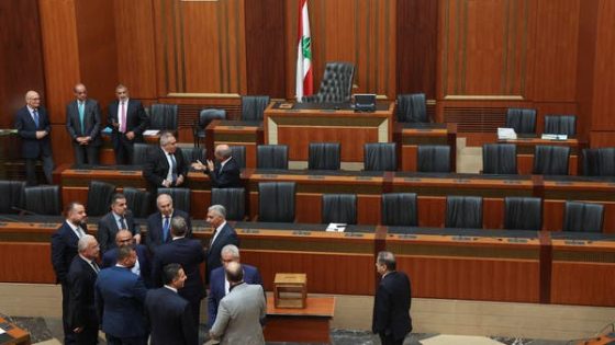 السعودية وفرنسا وأميركا تحث برلمان لبنان على انتخاب رئيس