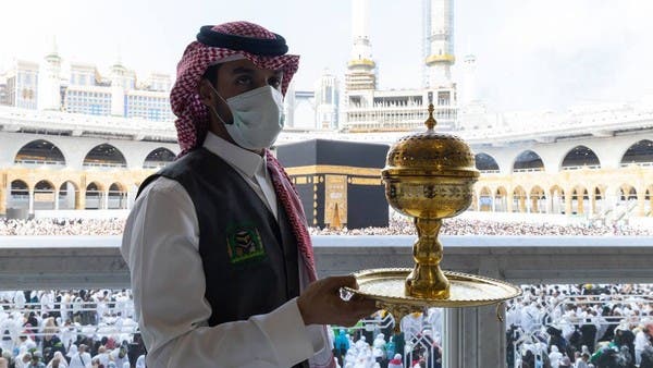 بتجهيزات كاملة.. استقبال المصلين في أول جمعة من موسم العمرة