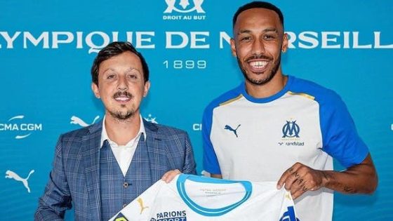 مارسيليا يتعاقد مع أوباميانغ حتى 2026