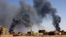 وزير خارجية السعودية يدعو الأطراف السودانية إلى وقف التصعيد العسكري