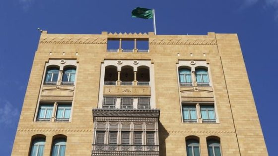 السفارة السعودية في بيروت لمواطنيها: غادروا سريعاً
