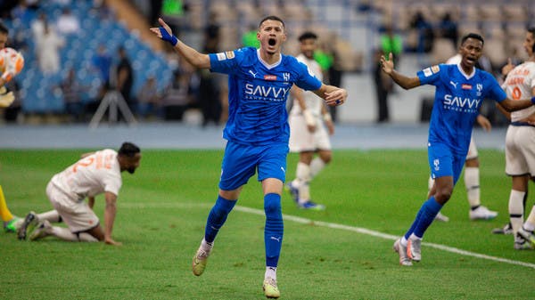 الهلال لاستعادة التوازن أمام الرائد