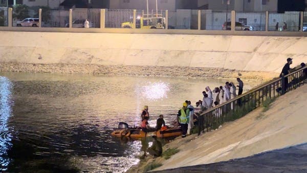 انتشال جثة طفل غرق في تجمع مائي في الأحساء
