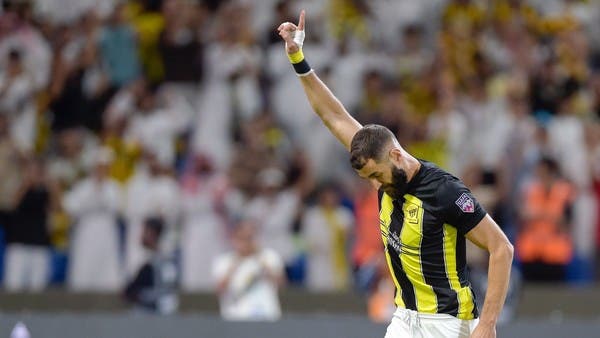 بنزيمة مجدداً.. اتحاد جدة يعبر الشرطة ويواجه الهلال في ربع النهائي
