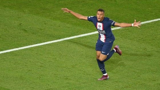“ذعر” في ريال مدريد.. مبابي “سيغدر” بالرئيس بيريز