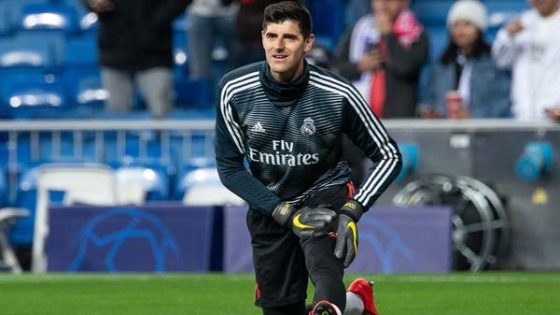 عملية جراحية “ناجحة” لحارس ريال مدريد كورتوا