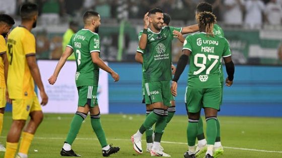 في غياب فيرمينو.. أهلي جدة يحل ضيفاً على الخليج