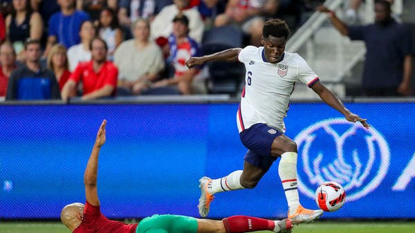 ميلان يتعاقد مع لاعب الوسط الأميركي يونس موسى