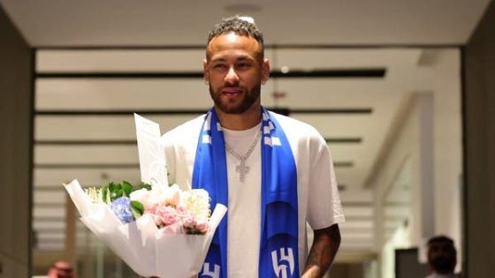 وصول نيمار إلى الرياض للانضمام للهلال