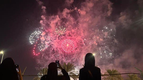 الألعاب النارية تزين سماء 15 مدينة سعودية في اليوم الوطني 93