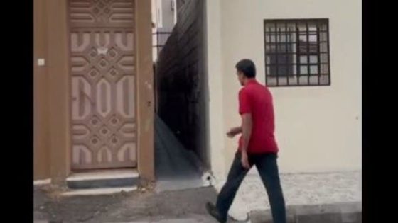 فيديو مؤثر.. سعودية استقطعت جزءاً من منزلها كممر للمصلين بحائل
