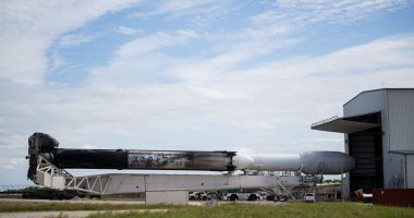 سبيس إكس تطلق صاروخ Falcon Heavy لإطلاق مهمة الكويكب Psyche