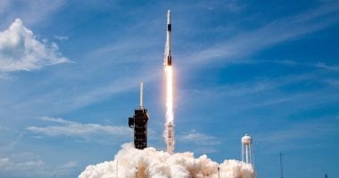 فوكسيكون تشارك في إنتاج نماذج الأقمار الصناعية لرحلة صاروخ SpaceX