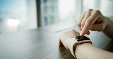 من الساعة الذكية لروبوتات الدردشة.. أدوات تتجسس على أطفالك