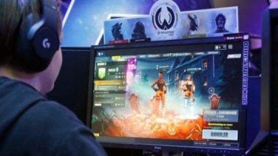 أبل تعيد حساب مطور Epic بعد يومين من حظره.. اعرف التفاصيل