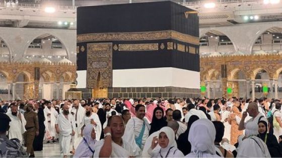 الحاج دون تصريح آثم شرعا ويستحق العقوبة …