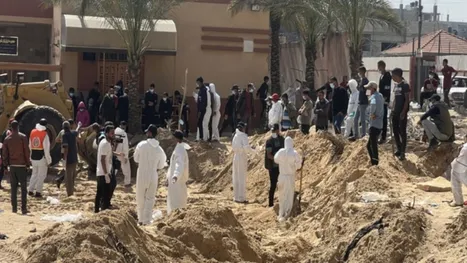 “العفو الدولية” تطالب بتحقيقات دولية مستقلة حول المقابر …