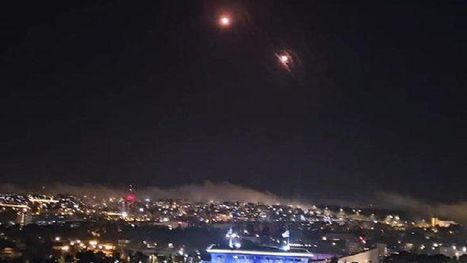انفجارات بسماء القدس والنقب والجولان.. واعتراض مسيرات …