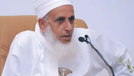 مفتي عُمان يحيي “انتفاضة” الجامعات الأمريكية ويهاجم …