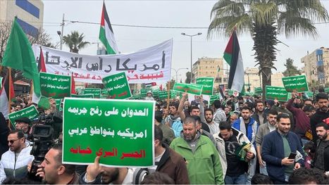 هتفوا تضامنا مع هنية.. مظاهرة عارمة في عمّان نصرة لغزة …