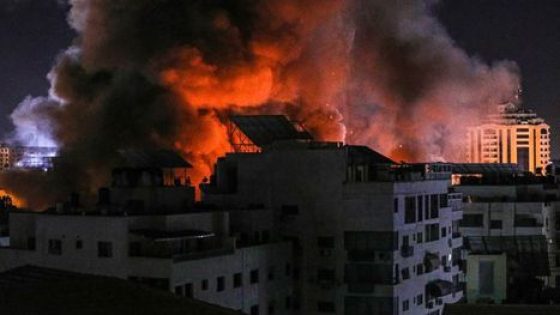 230 يوما من العدوان في غزة: الاحتلال يلاحق النازحين…
