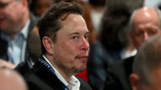 إيلون ماسك يتفاعل مع اتهام سكارليت جوهانسون لـ OpenAI بنسخ صوتها دون إذن