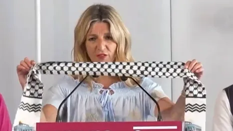 “من البحر إلى النهر”.. هكذا علقت نائبة الرئيس الإسباني …