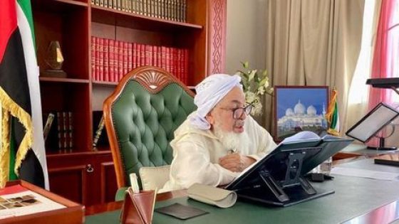 محمد بن زايد يشكّل مجلسا للإفتاء الشرعي.. ابن بيّه على …