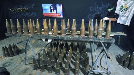 أسئلة كبيرة يثيرها مقطع تصنيع “القسام” لقذائف.. تفاصيل …