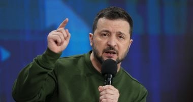 بعد تعهدات ترامب بإنهاء الحرب.. رئيس أوكرانيا يتراجع: مستعد للجلوس مع بوتين