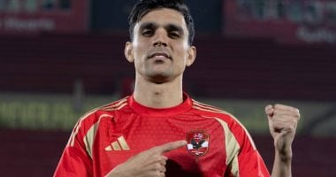 كولر يضع برنامجا تأهيليا لـ أشرف بن شرقي لتجهيزه لمباريات الأهلي